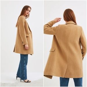New without tags. Never worn. ZARA Camel Double Breasted 2 Botton Masculine